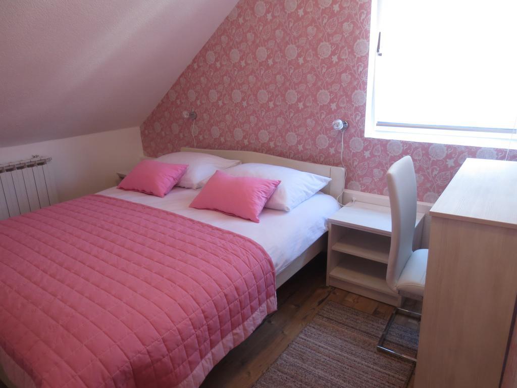 Hotel House Katja Jezerce Zimmer foto